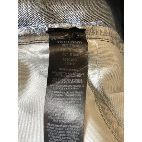 ASOS Design Raw Hem Mom Jean 30 - Picture 9 of 9